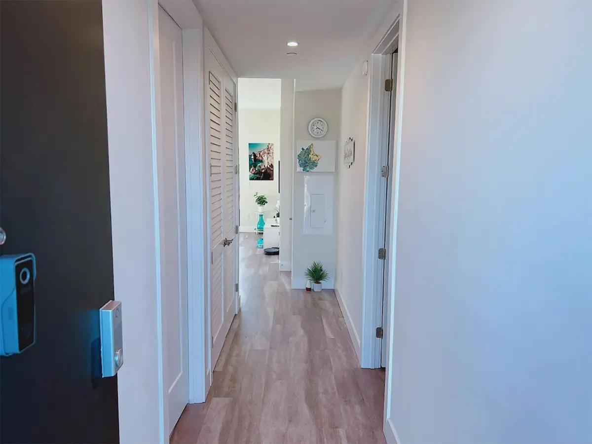 Lux Place And Cozy 3Beds 2Rooms Enjoy Life In Wpb Gym, Ev Station Nearby The Downtown And Beaches Γουεστ Παλμ Μπιτς Εξωτερικό φωτογραφία