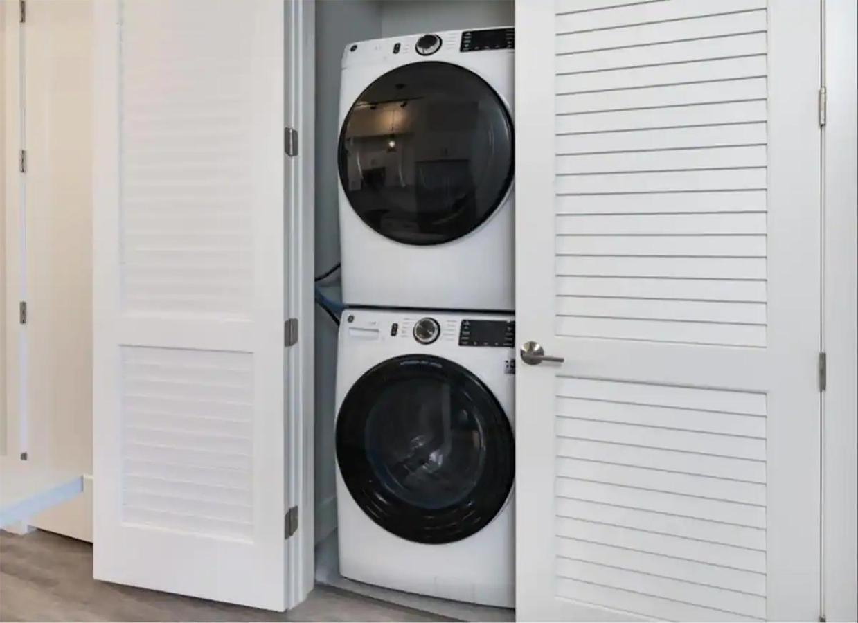 Lux Place And Cozy 3Beds 2Rooms Enjoy Life In Wpb Gym, Ev Station Nearby The Downtown And Beaches Γουεστ Παλμ Μπιτς Εξωτερικό φωτογραφία